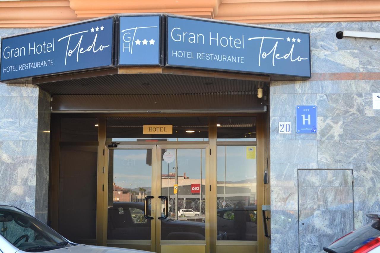 Gran Hotel Toledo Onda Bagian luar foto