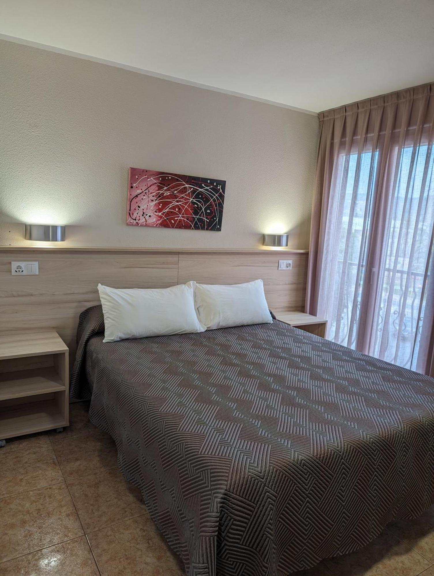 Gran Hotel Toledo Onda Bagian luar foto