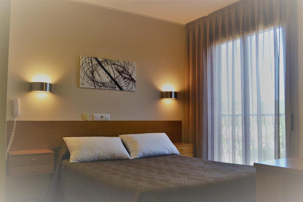 Gran Hotel Toledo Onda Bagian luar foto